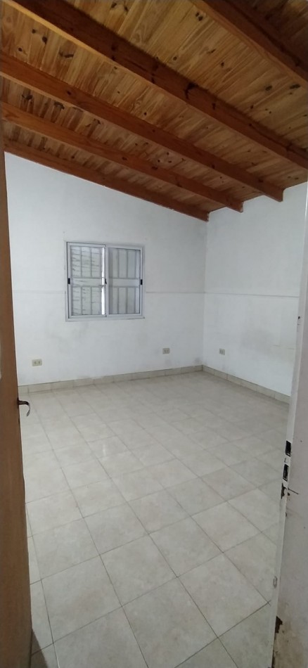 Departamento en alquiler, Calle 8 No 2342 dpto 1, Bo Los Robles