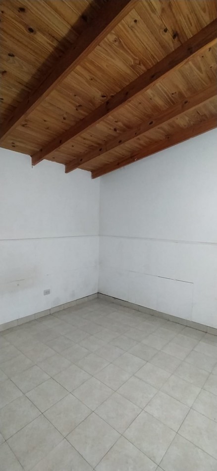 Departamento en alquiler, Calle 8 No 2342 dpto 1, Bo Los Robles