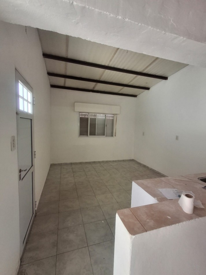 Casa en alquiler, J. M. Estrada No 322, Bo Paraiso