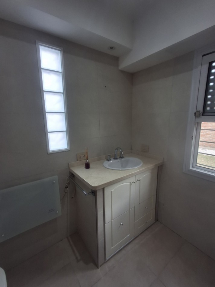 Casa en venta, Pasaje Brasil No 724, Bo Santa Rita