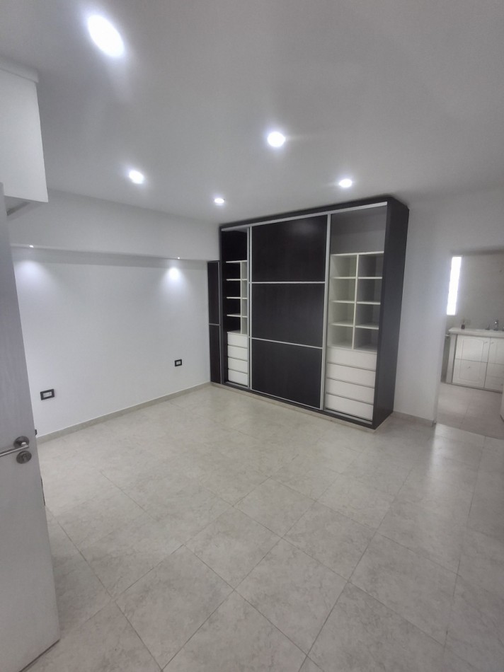 Casa en venta, Pasaje Brasil No 724, Bo Santa Rita