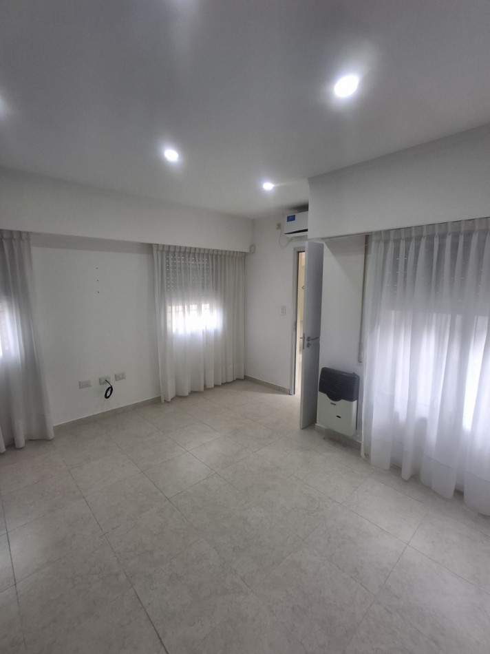 Casa en venta, Pasaje Brasil No 724, Bo Santa Rita