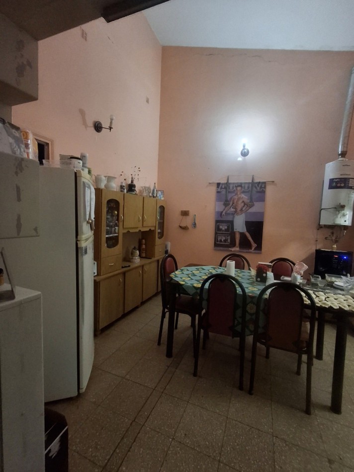 Casa con departamento en venta, Pueyrredon No 1035, Bo Centro