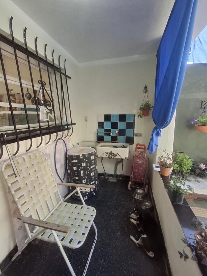 Casa con departamento en venta, Pueyrredon No 1035, Bo Centro