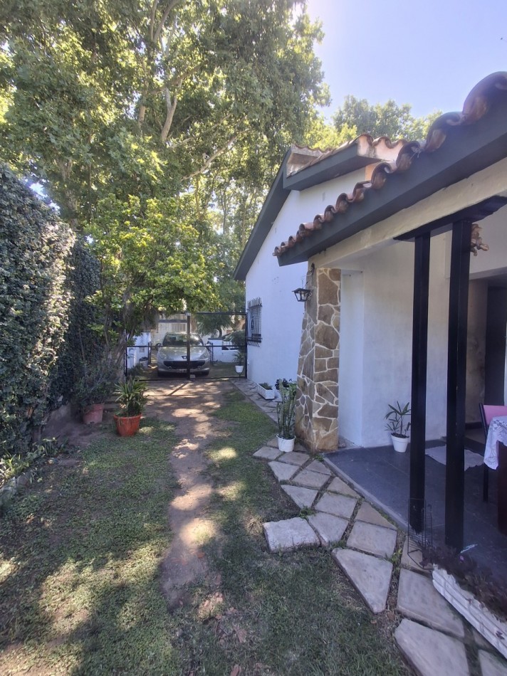 Casa con departamento en venta, Pueyrredon No 1035, Bo Centro