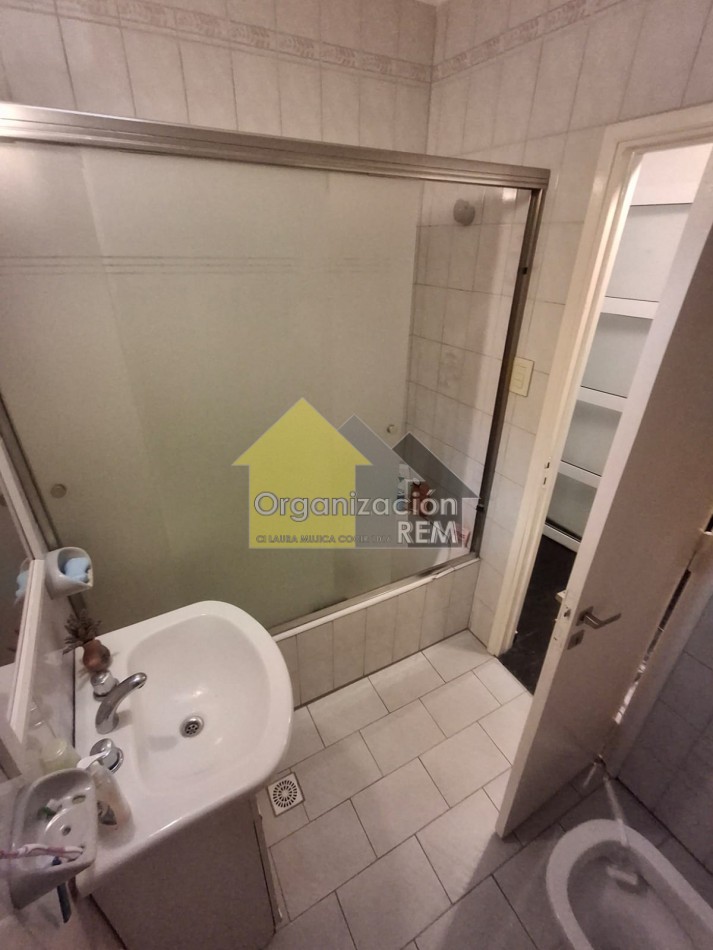 Casa en venta, Av. Andres Vietti No 631, Bo Los Naranjos, Granadero Baigoria