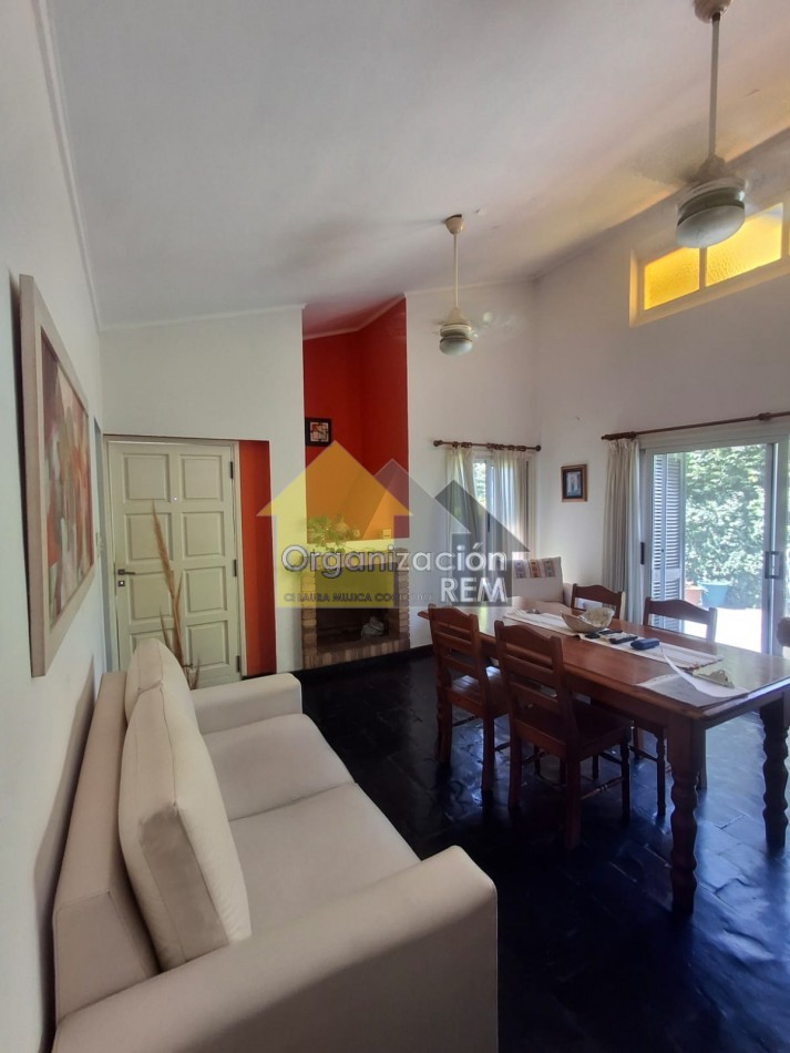 Casa en venta, Av. Andres Vietti No 631, Bo Los Naranjos, Granadero Baigoria