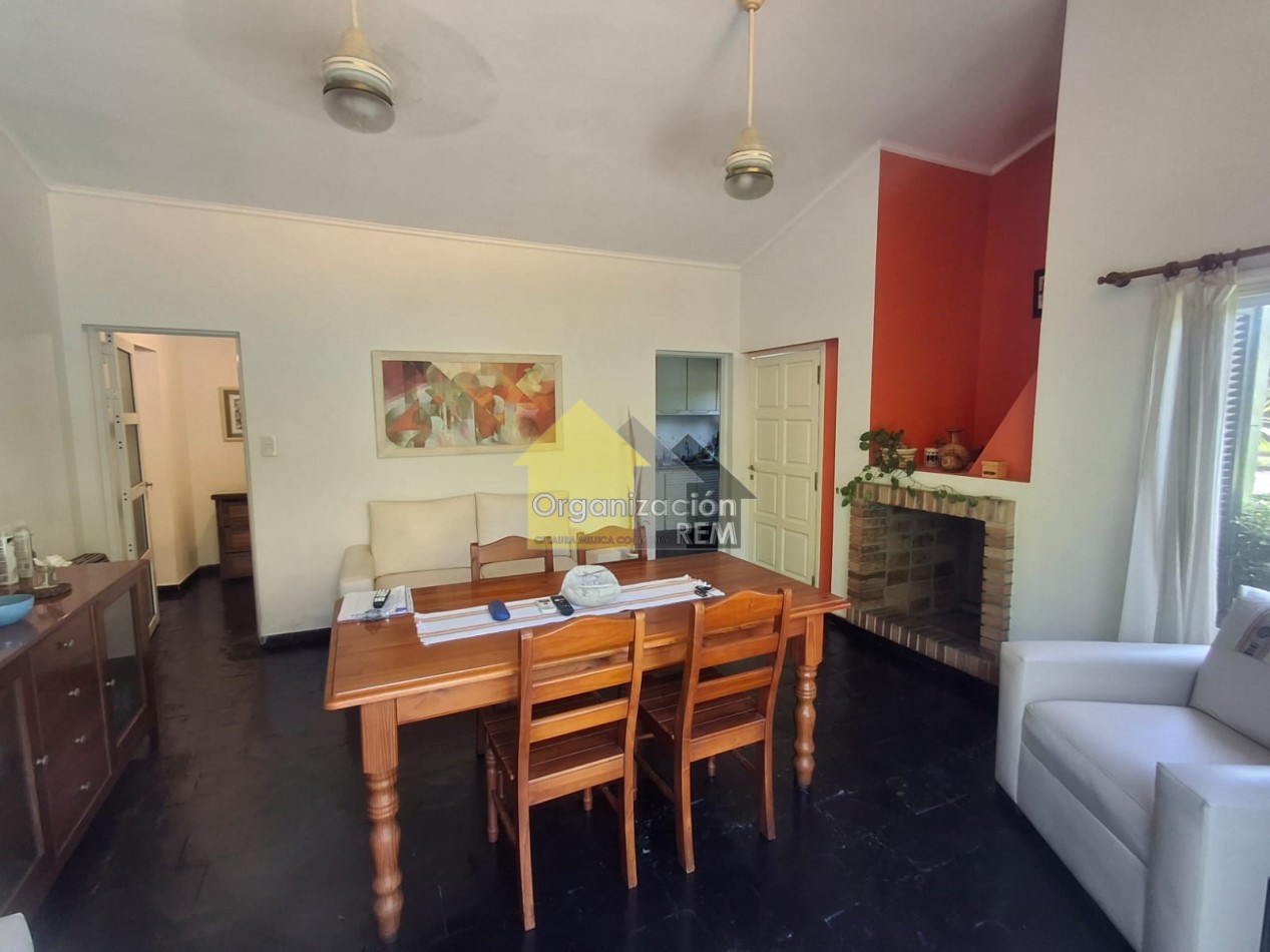 Casa en venta, Av. Andres Vietti No 631, Bo Los Naranjos, Granadero Baigoria