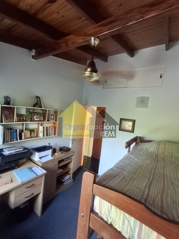 Casa en venta, Av. Andres Vietti No 631, Bo Los Naranjos, Granadero Baigoria