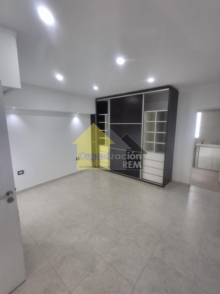 Casa en venta, Pasaje Brasil No 724, Bo Santa Rita