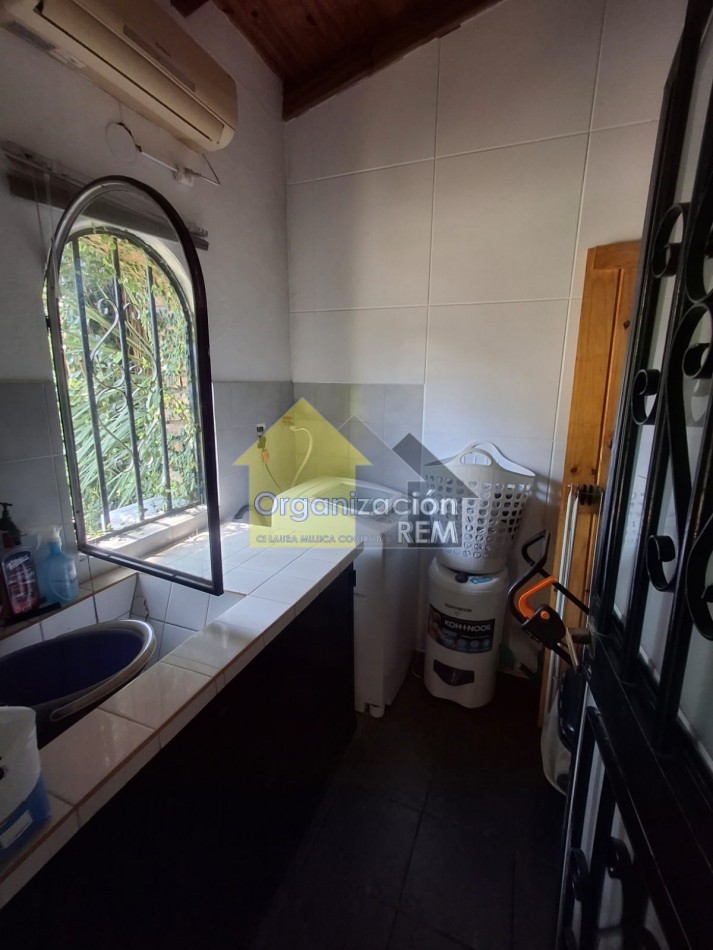 Casa en venta, Av. Andres Vietti No 631, Bo Los Naranjos, Granadero Baigoria