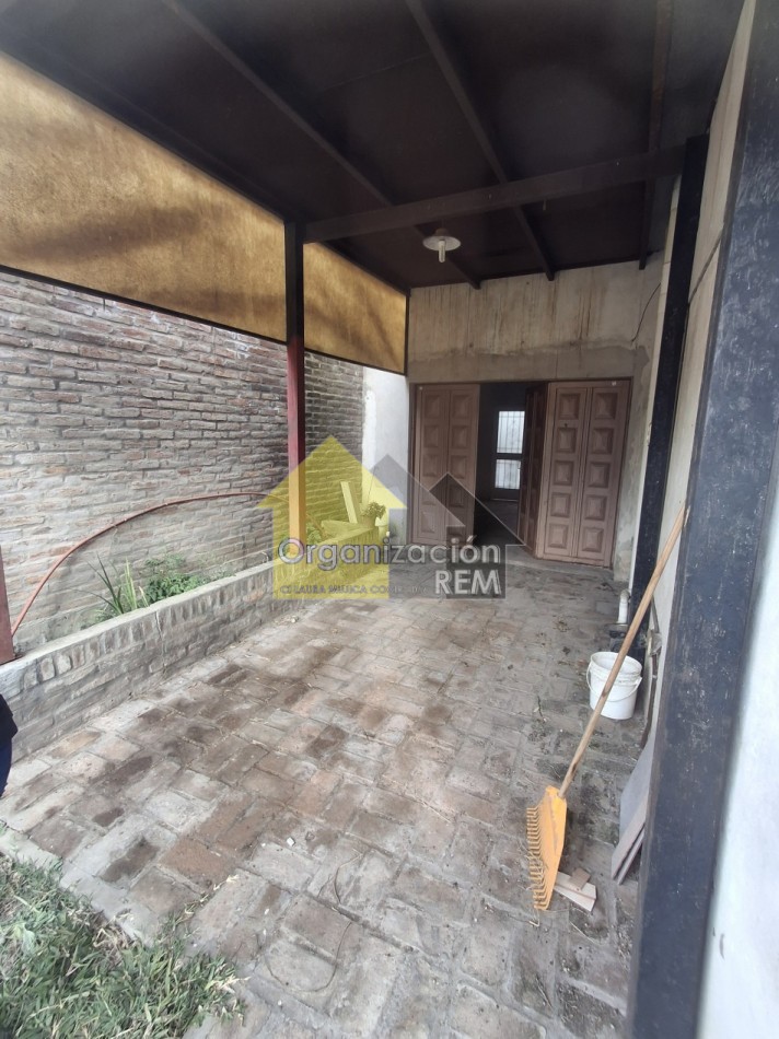CASA EN ALQUILER, CALLE CHILE 682, B° SANTA RITA